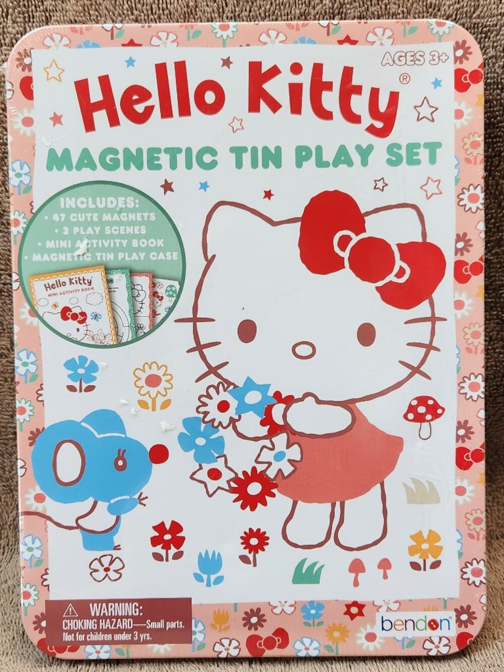 HELLO KITTY Magnetic Tin Play Set - NEW